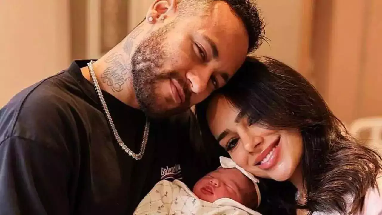 Neymar's Girlfriend and Newborn Baby Escape Kidnapping Attempt