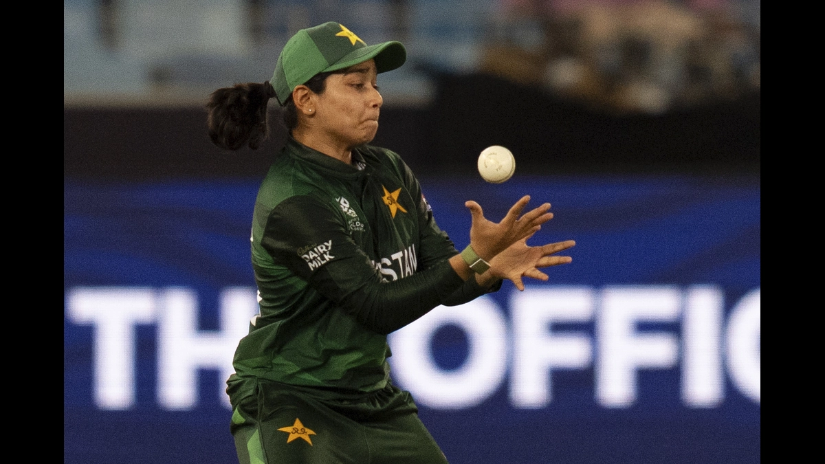 Pakistan Women Team Drops 8 Catches Against New Zealand Women: Watch Video